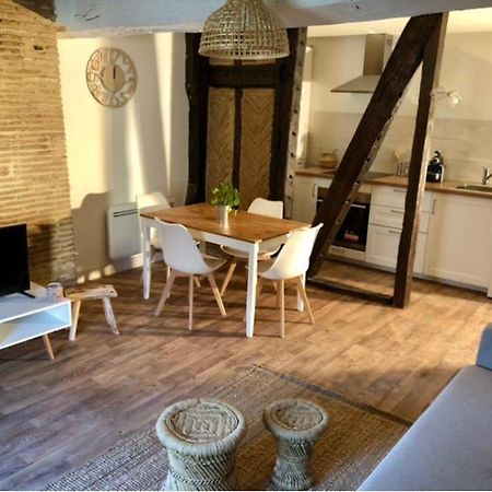 Appartement Au Coeur Du Centre Historique Бержерак Екстериор снимка